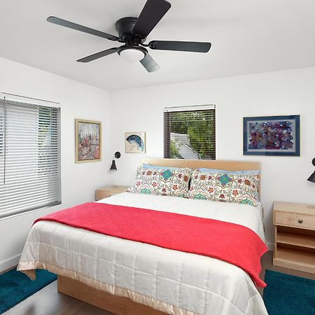 Folly Vacation Great Location, Super Cute & Spacious Apt B Folly Beach Exterior foto